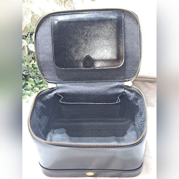 Gianni Versace Medusa Vanity Train Case with Charm Authentic GORGEOUS - Picture 12 of 17